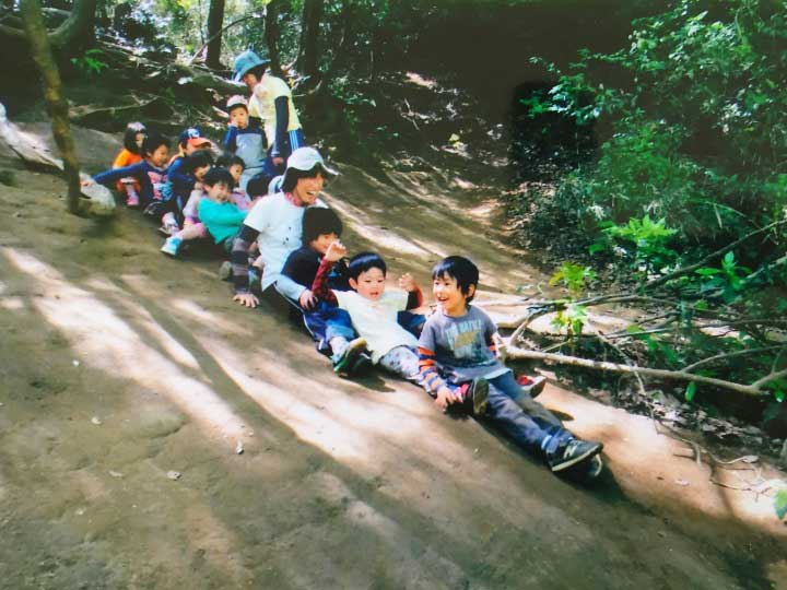 自然の中での 遊び を重視した保育施設 どんぐり園 Shonan Garden 湘南ガーデン